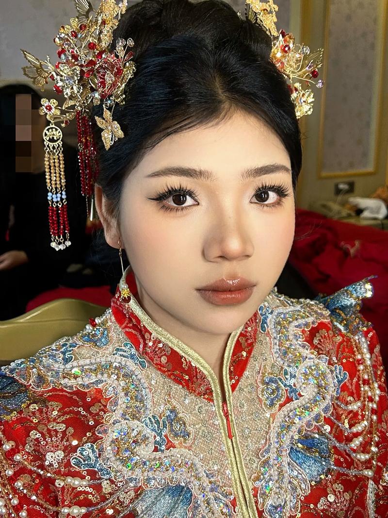 美睫嫁接新趋势：让你的眼睛更加动人